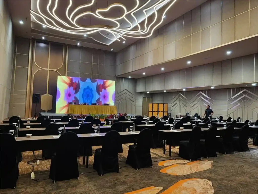 Hotel Mercure Surabaya - Hall Ballroom